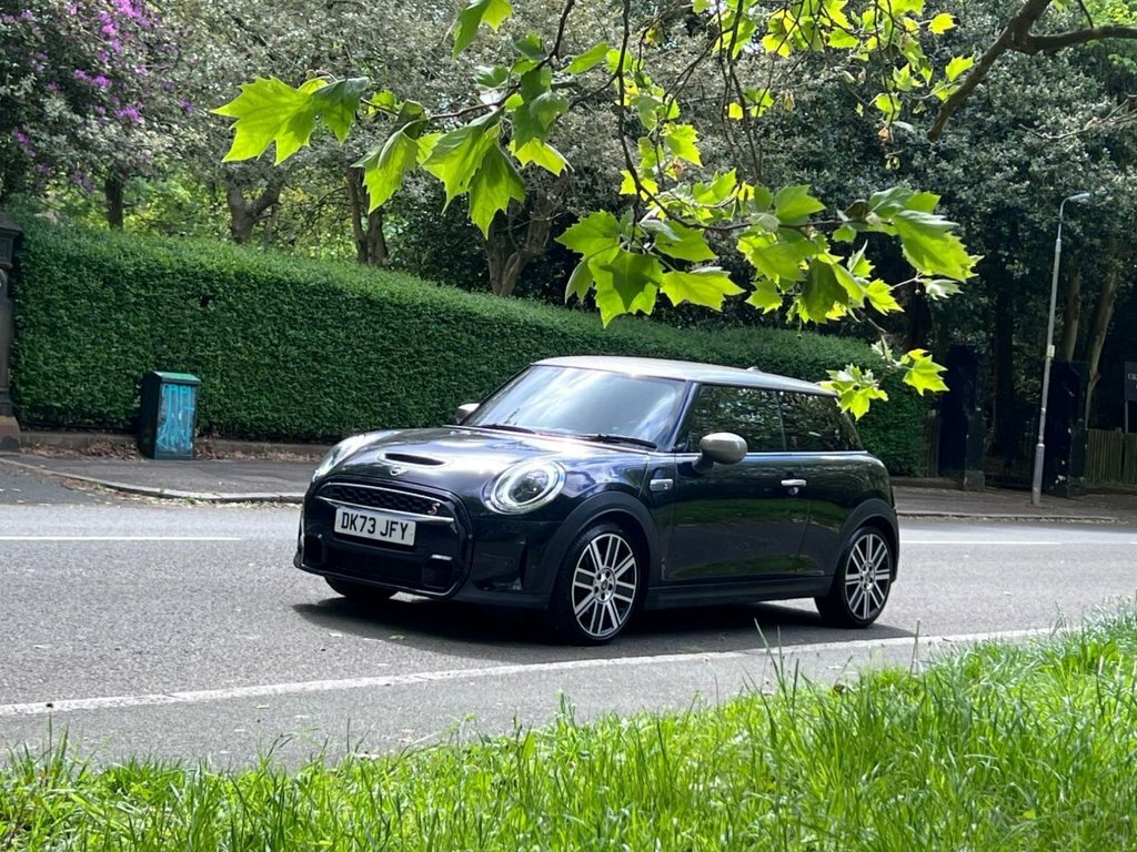 Mini Hatch 2L Cooper S Exclusive DK73JFY Black #3