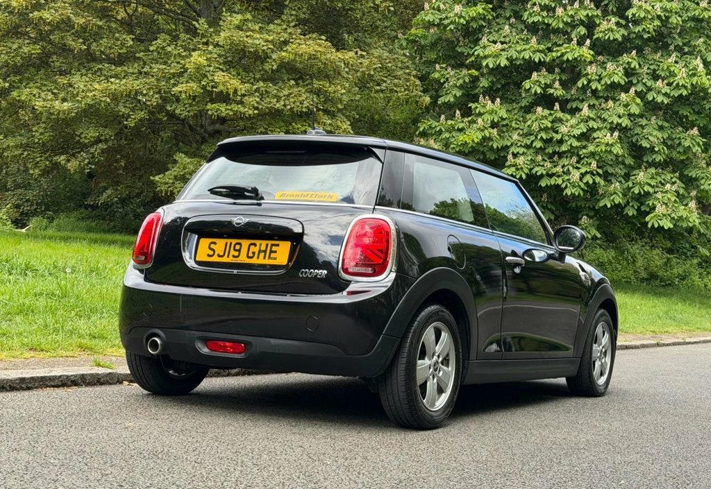 Mini Hatch 1.5L Cooper Classic SJ19GHE Black #6
