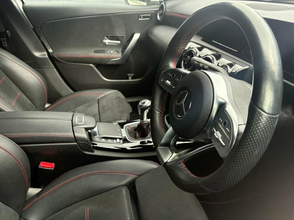 Mercedes-Benz A Class 1.3L Amg Line SW20FLE White #2