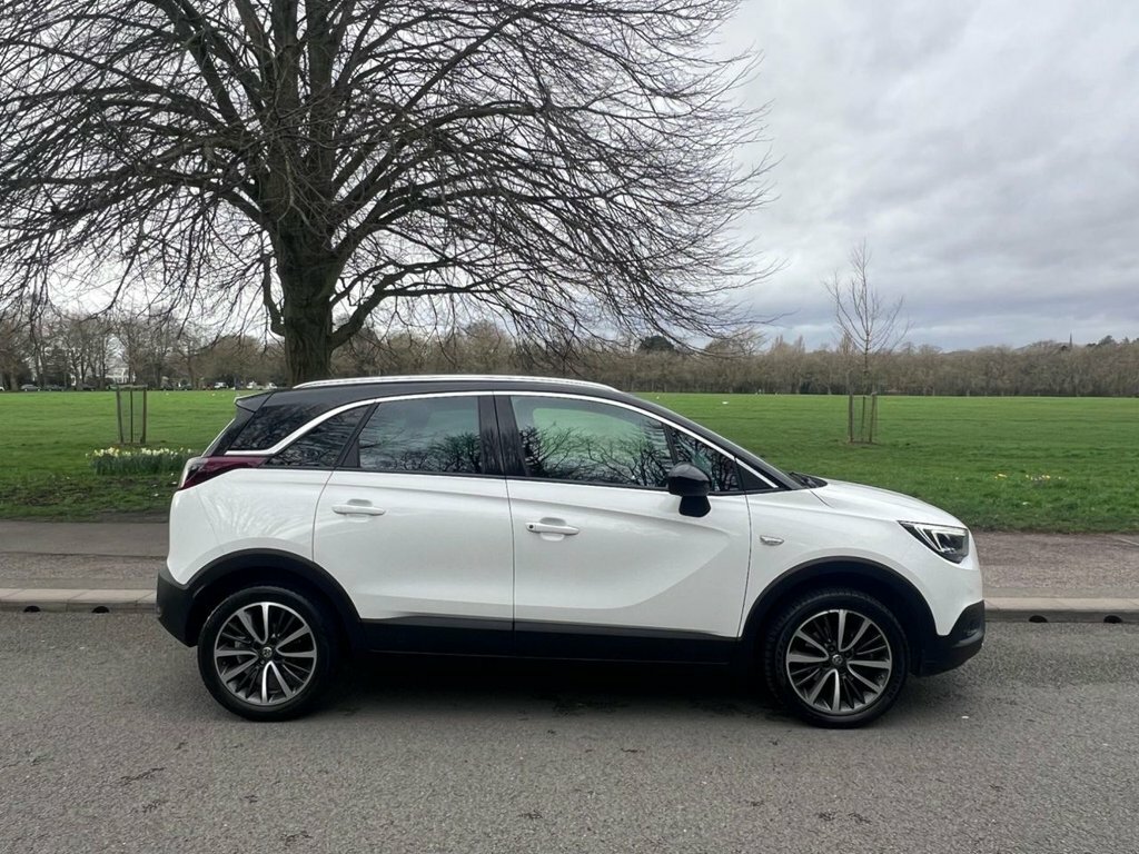 Vauxhall Crossland X 1.2L Elite MJ70LMF White #4