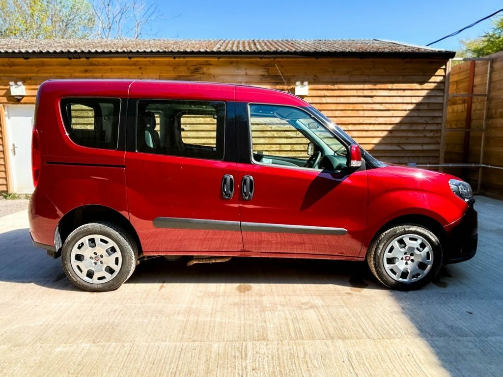 Fiat Doblo 1.4L Easy Red #5