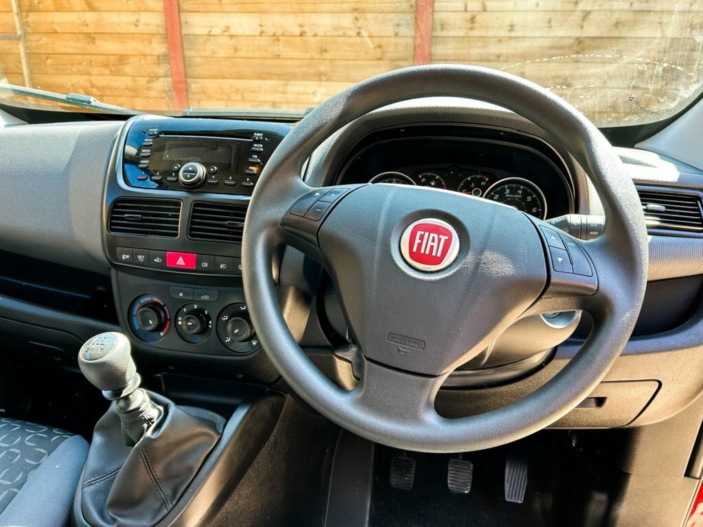 Fiat Doblo 1.4L Easy Red #2
