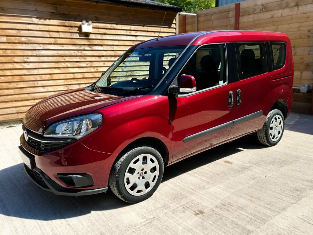 Fiat Doblo 1.4L Easy Red #4