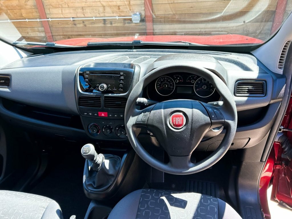 Fiat Doblo 1.4L Easy Red #2