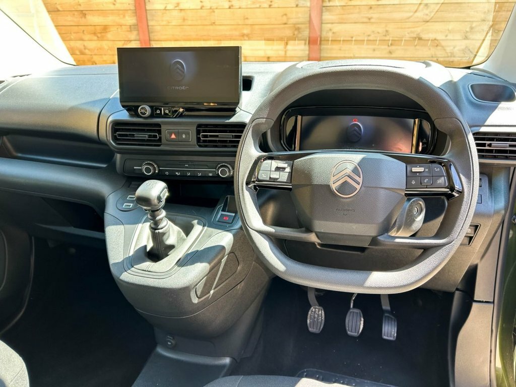 Citroen Berlingo 1.5L Plus M WD74ZRK Green #2