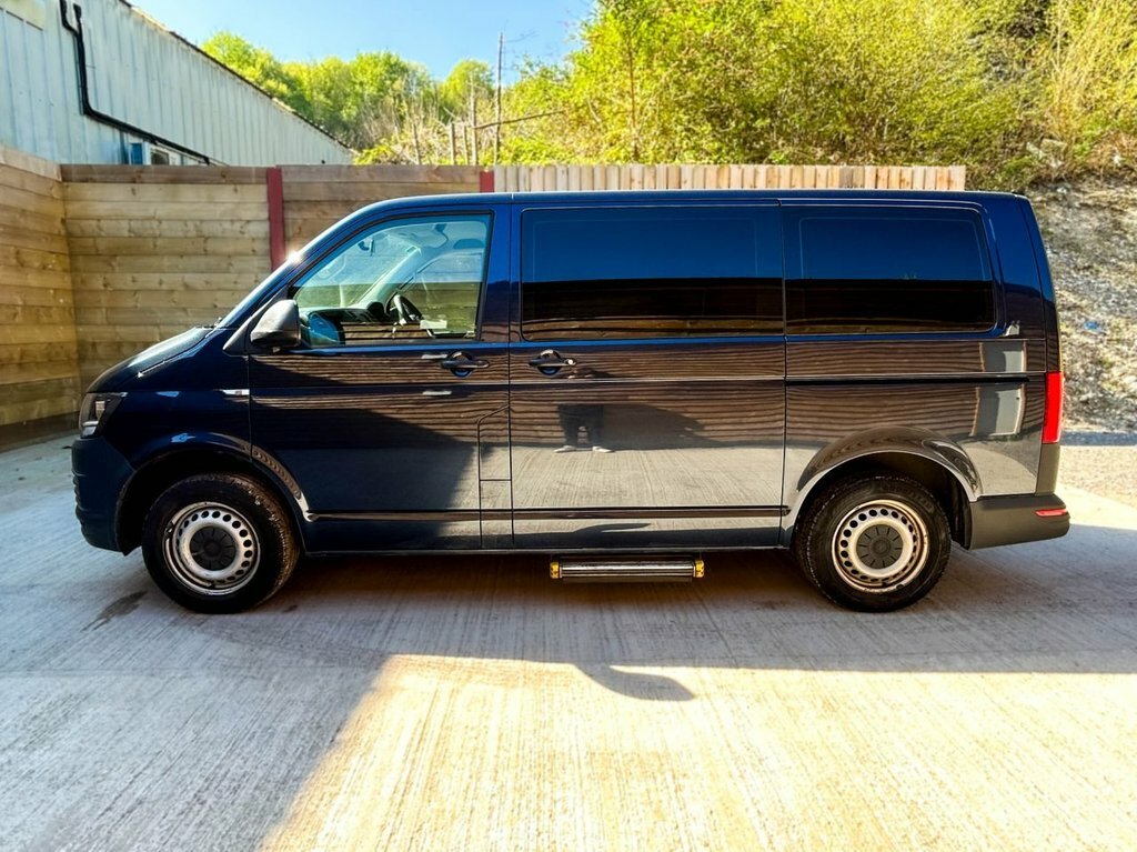 Volkswagen Transporter 2L Startline Blue