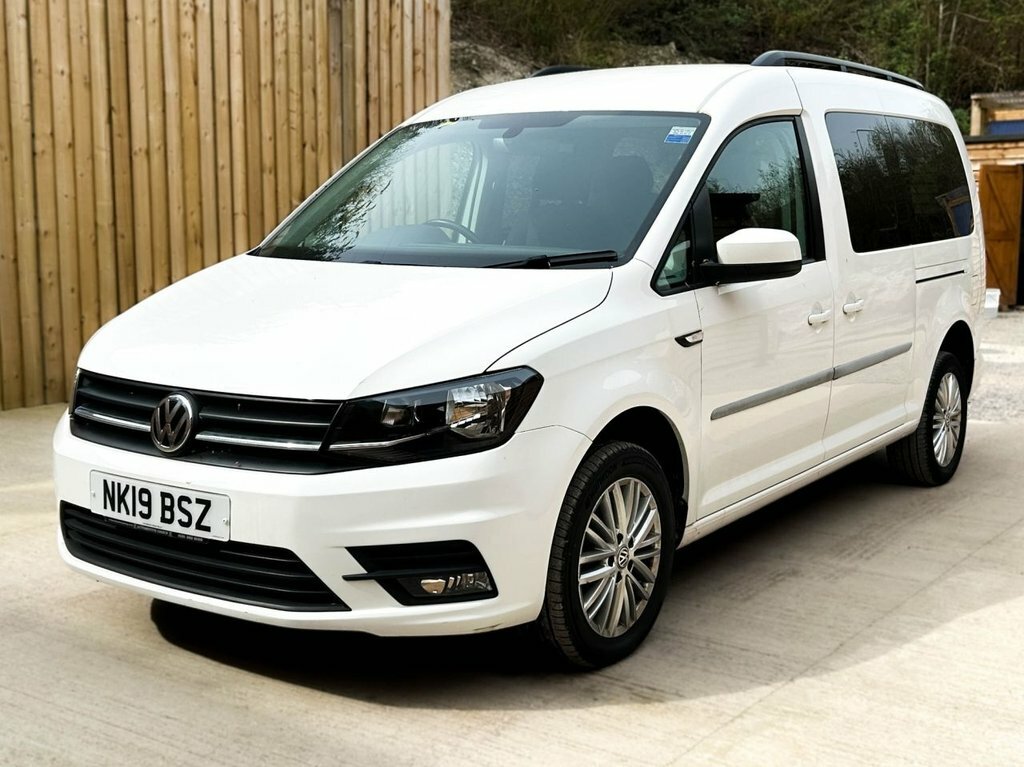 Volkswagen Caddy Maxi Life 2L Null White #3