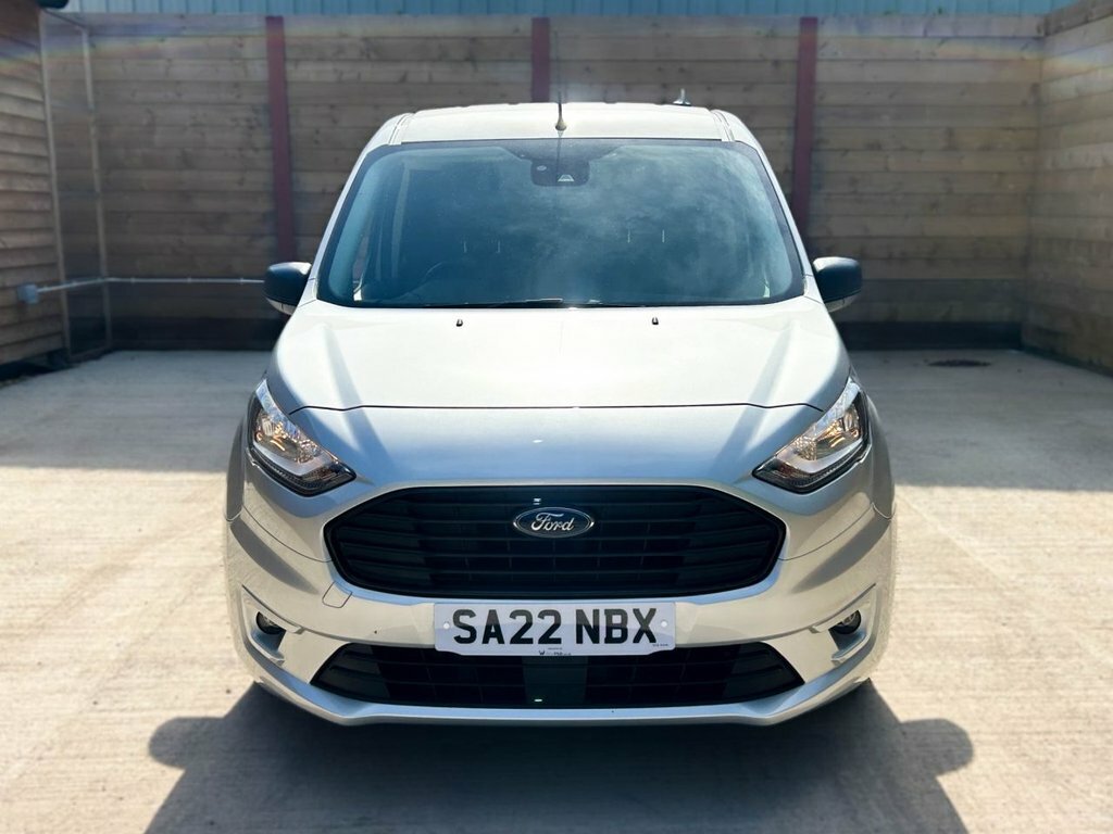 Ford Grand Tourneo Connect 1.5L Zetec Silver #5