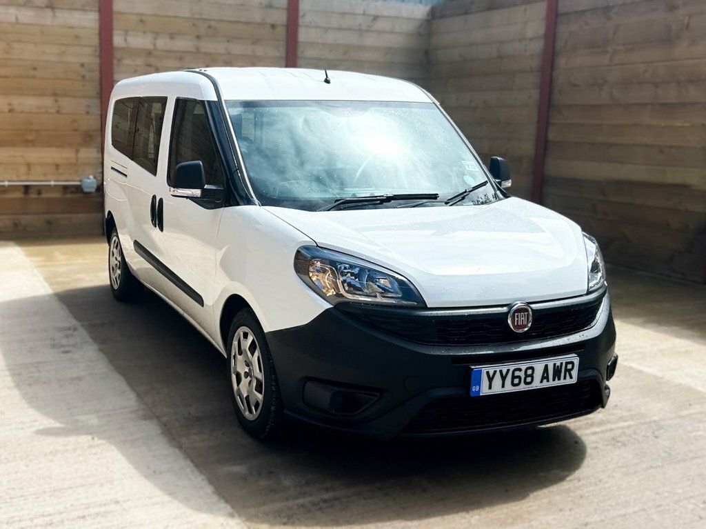 Fiat Doblo 1.6L Active White #4