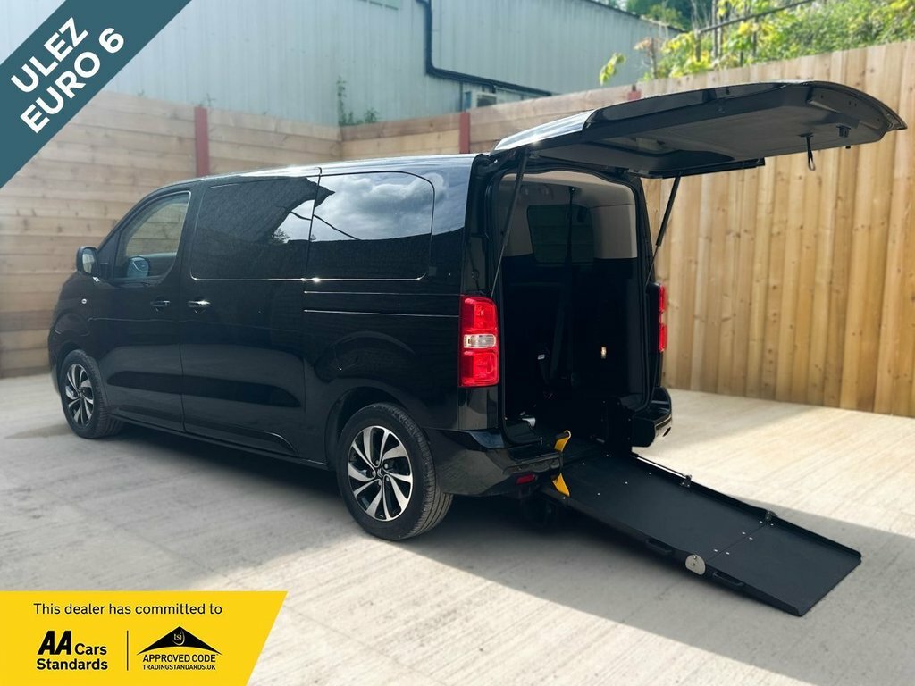 Citroen SpaceTourer 2L Null Black