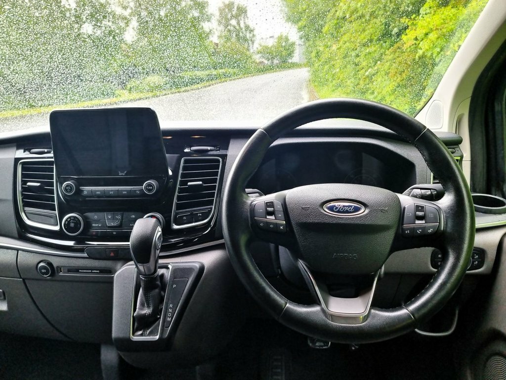 Ford Tourneo Custom Mpv Silver #2