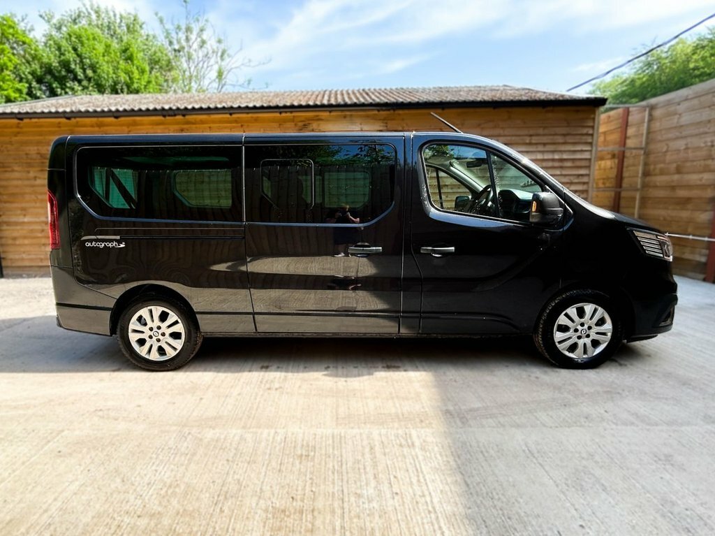Renault Trafic 2L Extra Black #6