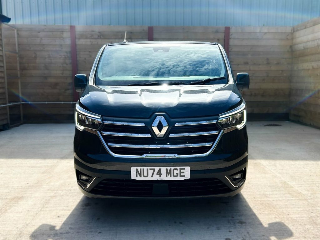 Renault Trafic 2L Extra Black #4