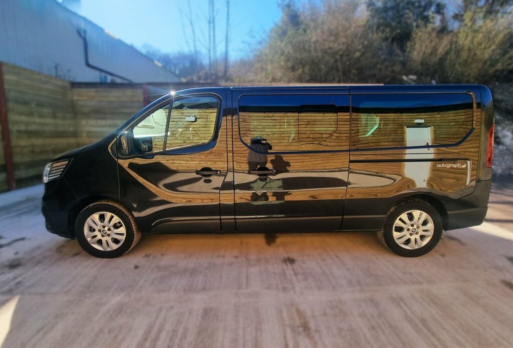 Renault Trafic 2L Extra Black #6