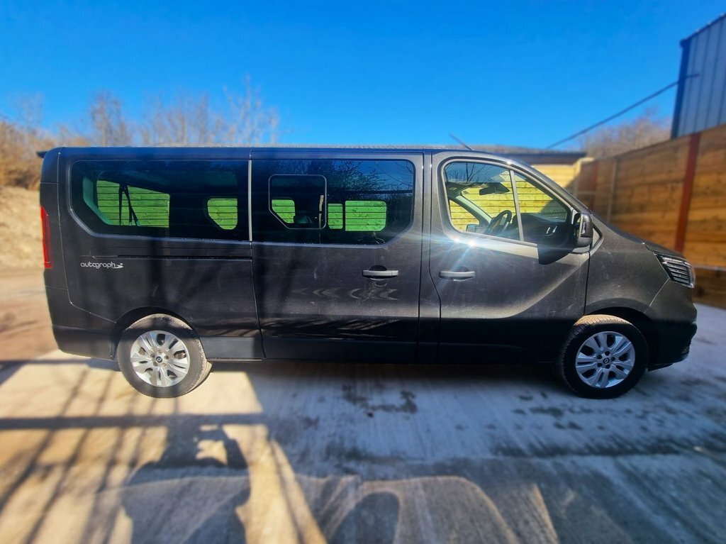 Renault Trafic 2L Extra Black #5