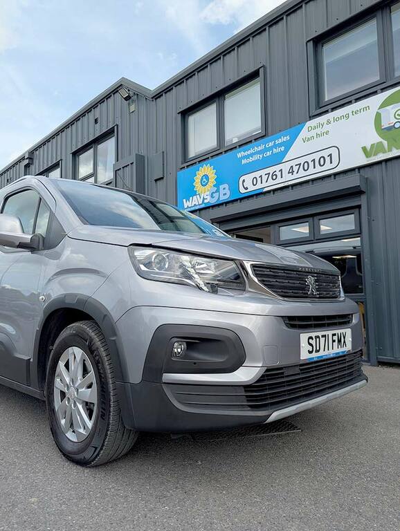 Peugeot Rifter 1.2 Puretech 130 Horizon Wav  #4