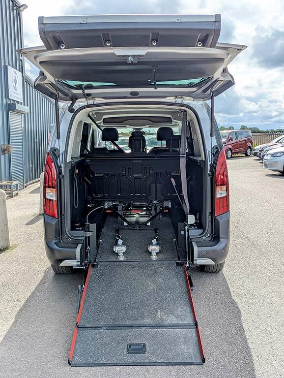 Peugeot Rifter 1.2 Puretech 130 Horizon Wav  #6