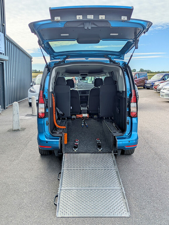 Volkswagen Caddy Maxi 2.0 Tdi Dsg Wav NK22ECZ #6