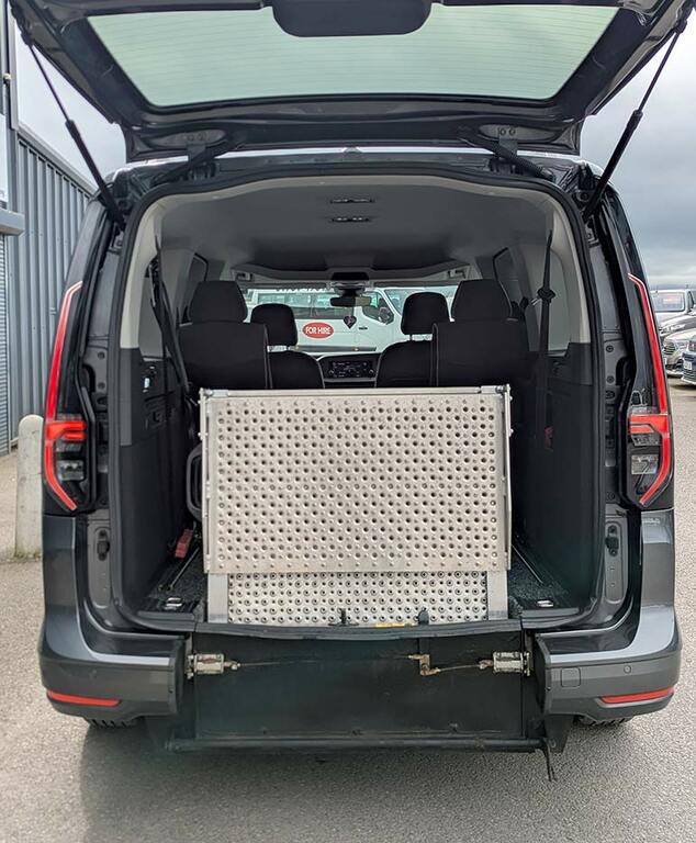 Volkswagen Caddy Maxi Life Life 1.5 Tsi Dsg Wav #6