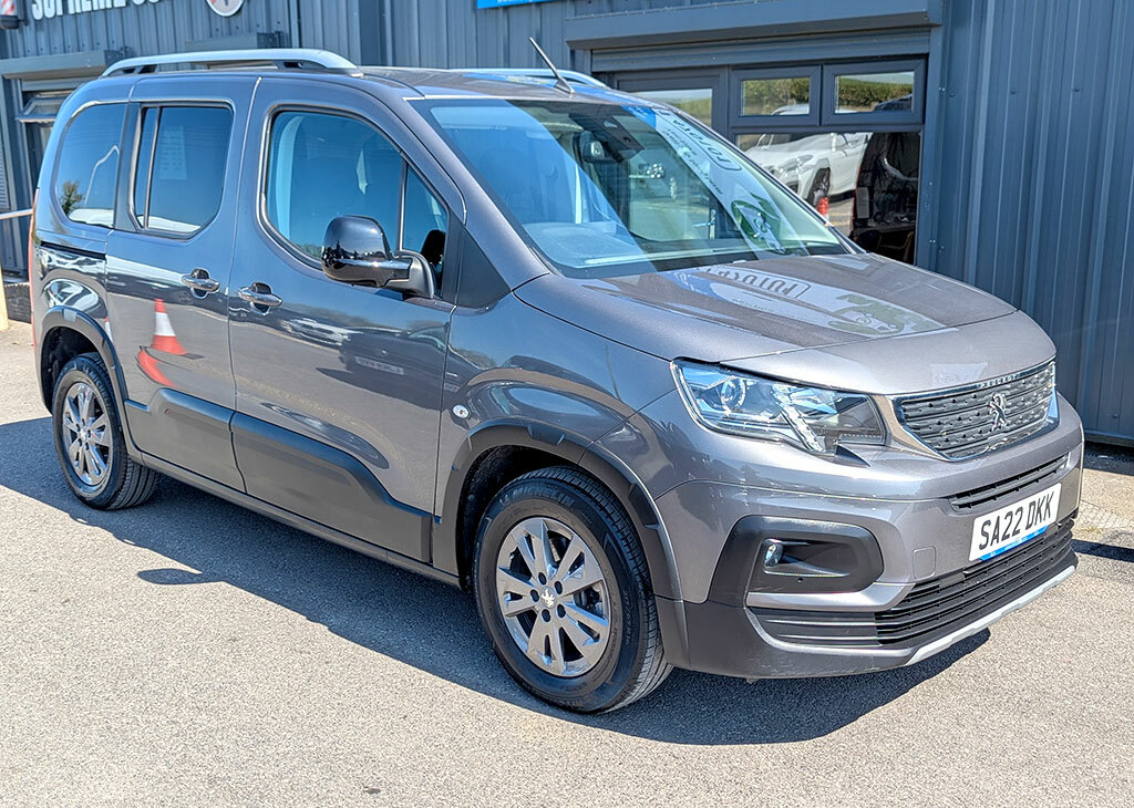 Peugeot Rifter 1.2 Puretech 130 Allure Premium Wav SA22DKK  #5