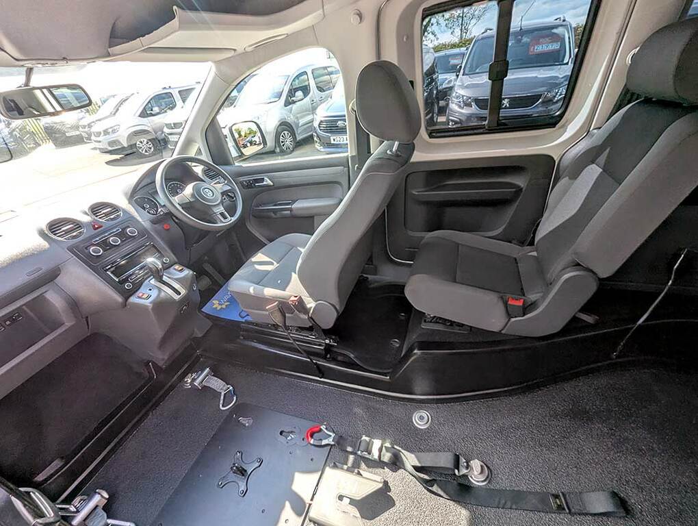 Volkswagen Caddy Life  Brown #19