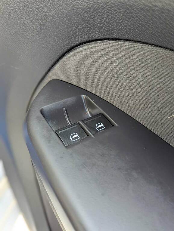Volkswagen Caddy Life  Brown #15