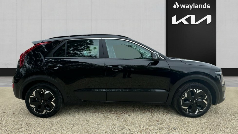 Kia e-Niro 150Kw 2 Nav 65Kwh LG25OPM Black #4
