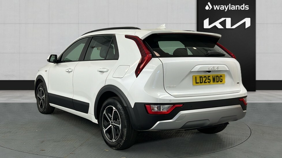 Kia Niro 1.6 Gdi 127 Hybrid 2 Nav Dct LD25WDG White #2