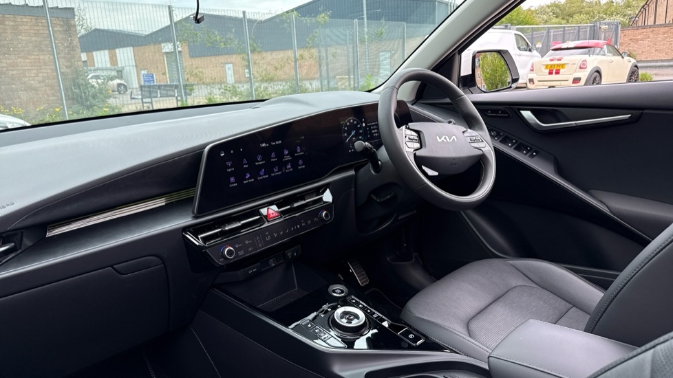Kia Niro 1.6 Gdi 127 Hybrid 4 Dct WD25JLO White #3