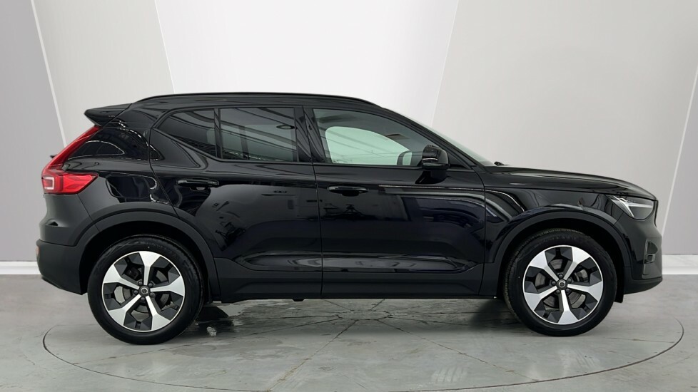 Volvo XC40 Plus, B3 Mild Hybrid, Dark OY75VOF Black #3