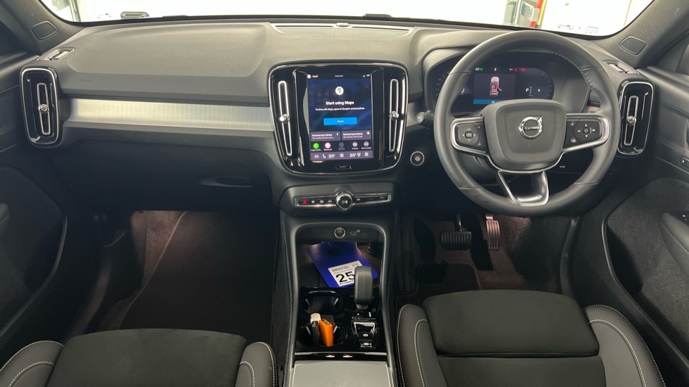 Volvo XC40 Plus, B4 Mild Hybrid, Dark RF25PKE Silver #5
