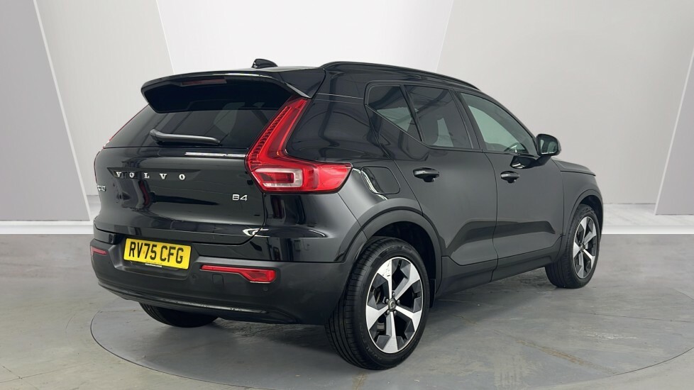 Volvo XC40 Plus, B4 Mild Hybrid, Dark RV75CFG Black #2