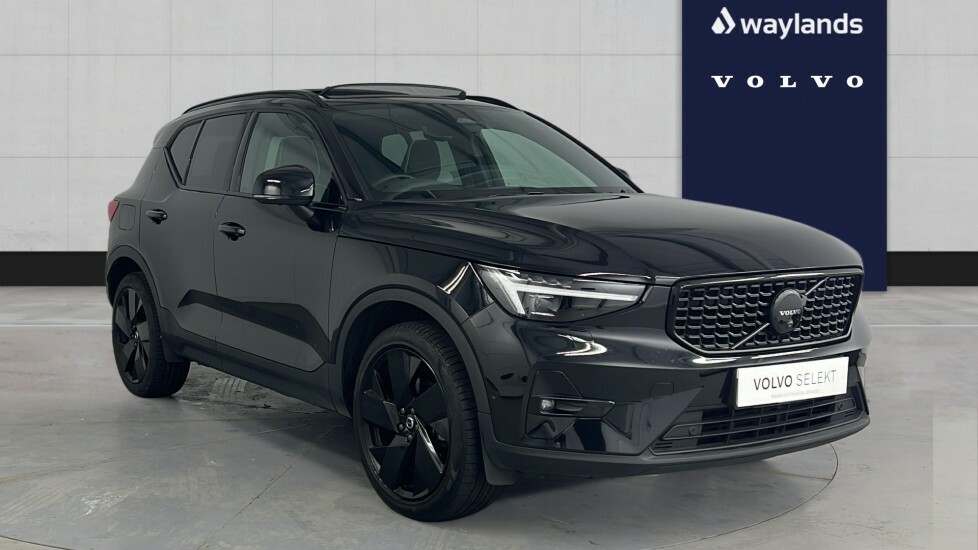 Volvo XC40 Black Edition Ultra, B4 Mild Hybrid, Black