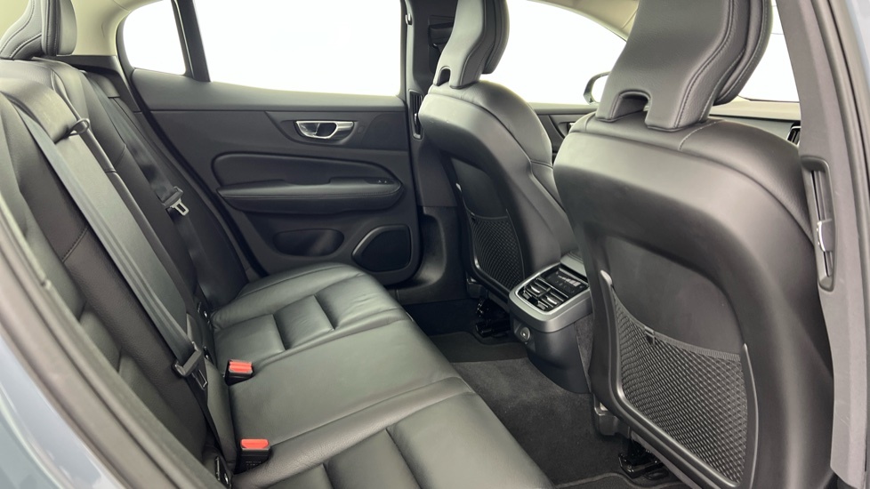 Volvo S60 Plus, B5 Mild Hybrid, Dark Grey #6