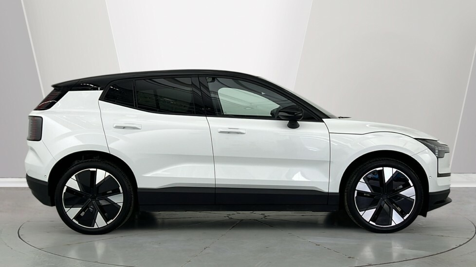 Volvo EX30 Ultra, Twin Motor Performance, OV75EOP White #3