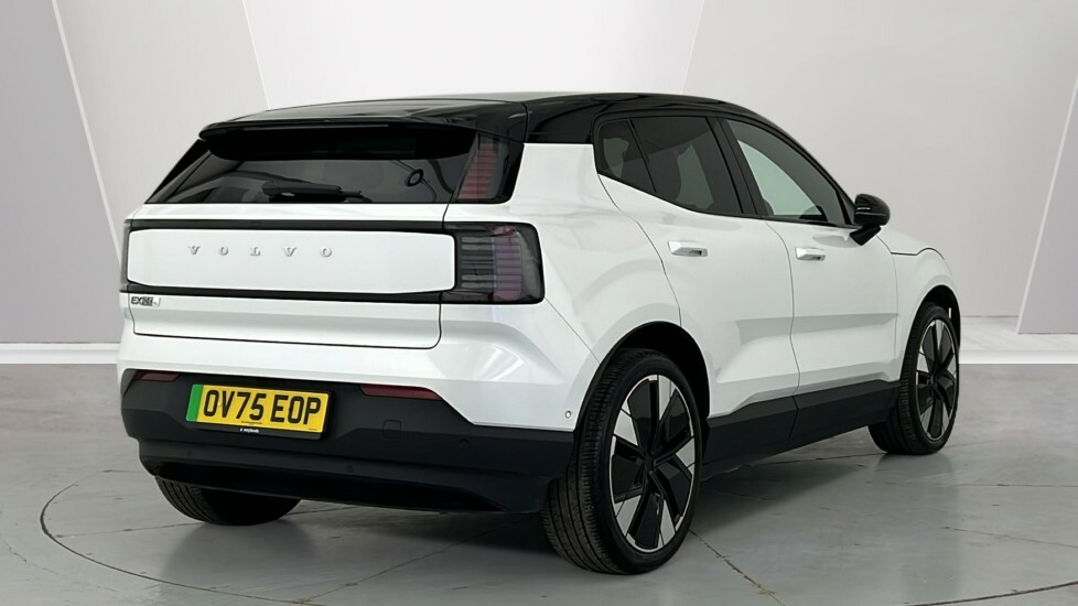 Volvo EX30 Ultra, Twin Motor Performance, OV75EOP White #2