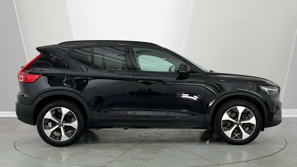 Volvo XC40 Plus, B3 Mild Hybrid, Dark RF25EXM Black #3