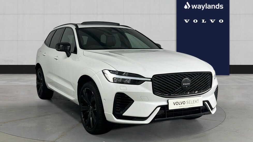 Volvo XC60 Black Edition Ultra, T8 Awd Plug-in Hybrid, Electr White