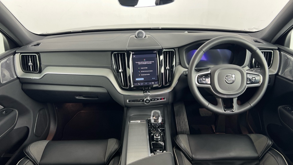 Volvo XC60 Ultimate, B5 Awd Mild Hybrid, Dark HV73YST Silver #5