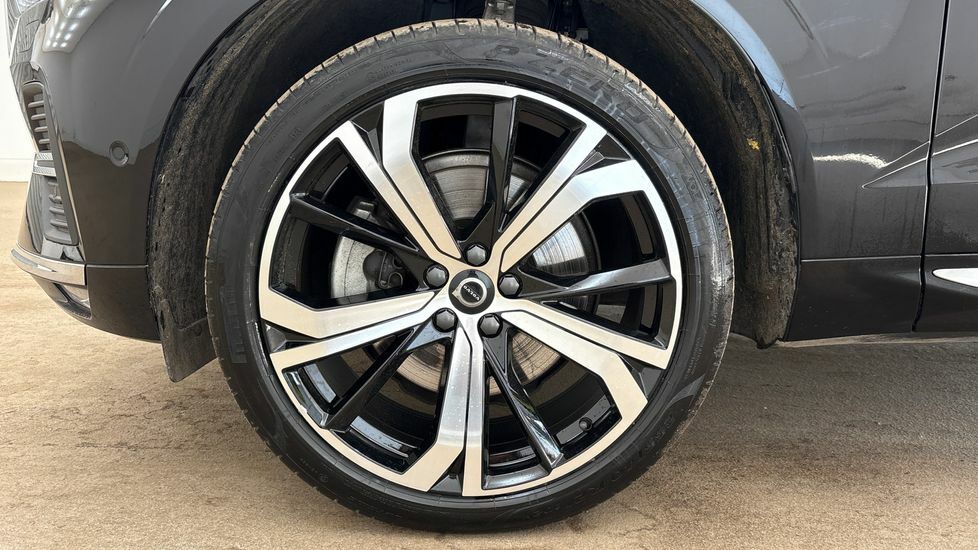 Volvo XC60 Ultra, B5 Awd Mild Hybrid, Bright RV25XVK Black #4