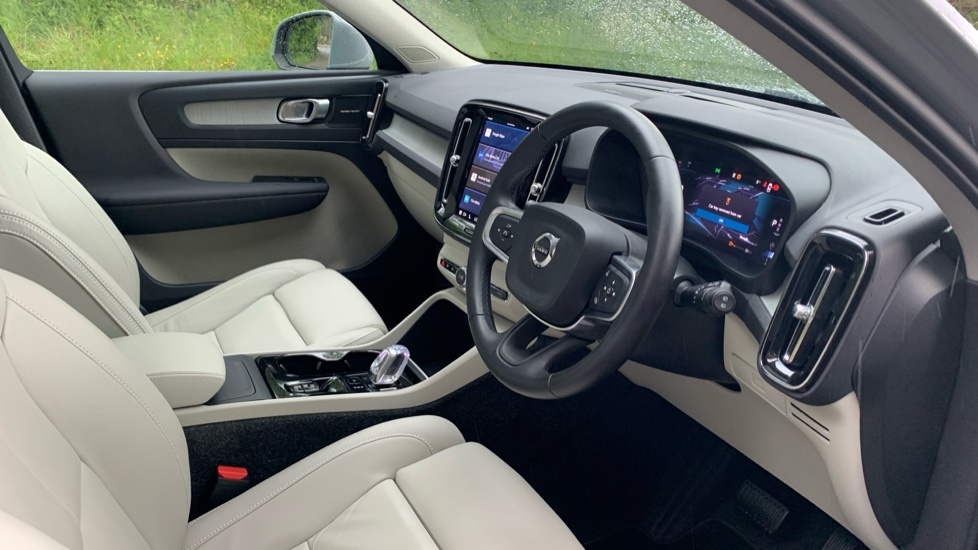 Volvo XC40 Ultra, B4 Mild Hybrid, Bright OV74VJE Grey #4