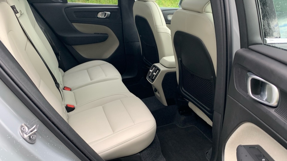 Volvo XC40 Ultra, B4 Mild Hybrid, Bright OV74VJE Grey #6