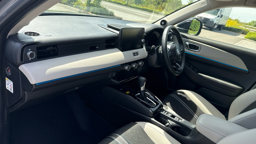 Honda Hr-V Honda Hr-v 1.5 Ehev Advance Style Cvt Hatchbac RJ25PZZ Grey #2
