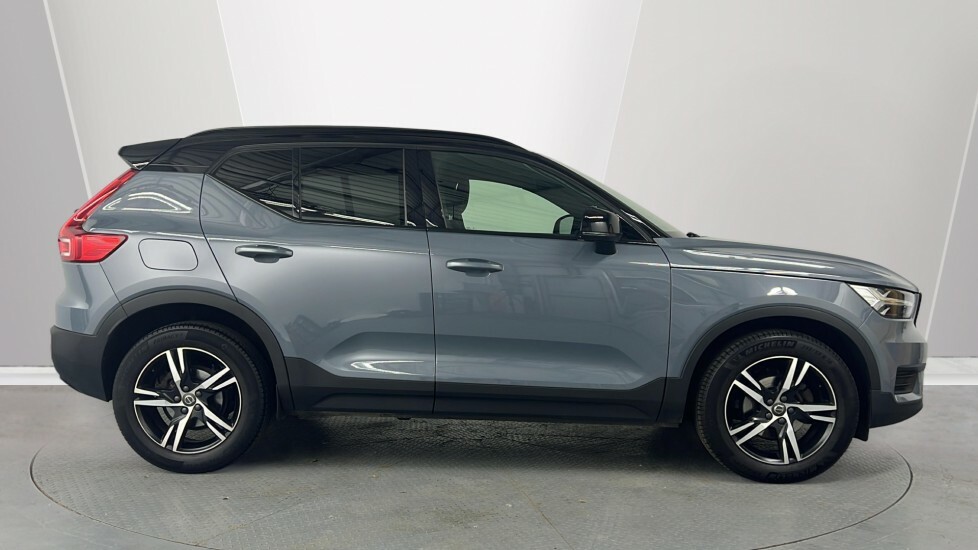 Volvo XC40 T3 R-design, Camera, Tints YS71SWK Grey #3