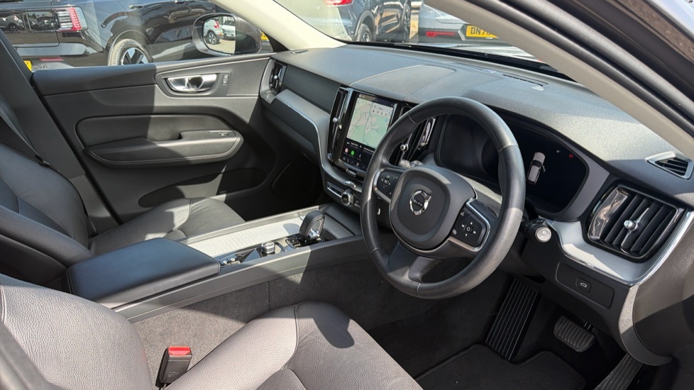 Volvo XC60 Core, B5 Awd Mild Hybrid, RO24ECT Grey #4