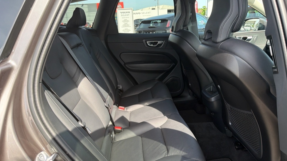 Volvo XC60 Core, B5 Awd Mild Hybrid, RO24ECT Grey #6
