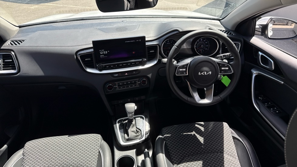 Kia Xceed 1.0T Gdi Isg 113 Pure Dct OV75SWN White #6
