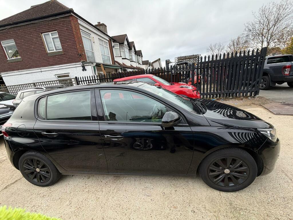 Peugeot 308 1.2 Puretech Active Euro 6 Ss Black #4