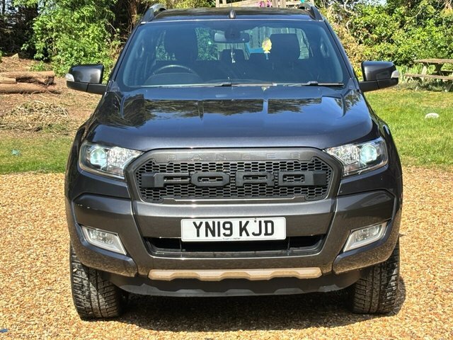 Ford Ranger 3.2 Tdci Wildtrak Pickup Double Cab Aut YN19KJD Grey #2