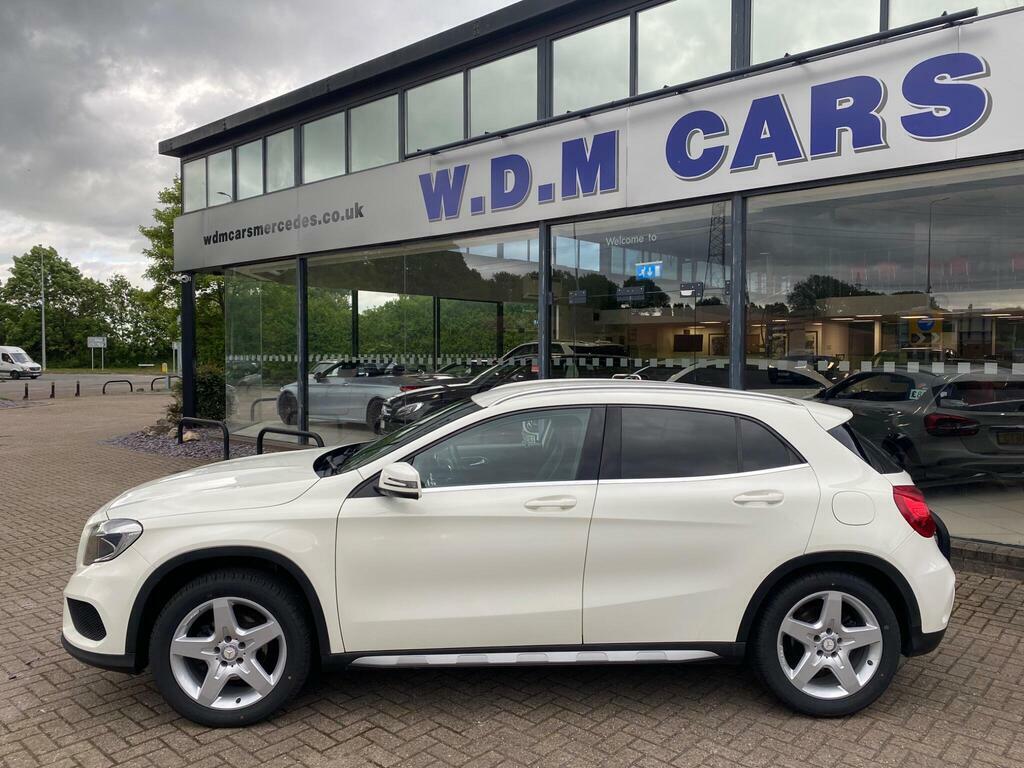Mercedes-Benz GLA Class 2.1 Gla200d Amg Line 7G-dct Euro 6 S S IXZ2673 White #5